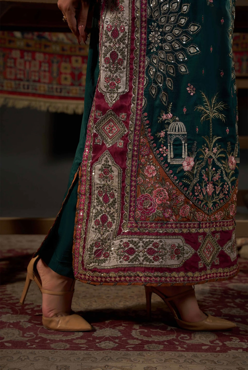 KHADAR KAFTAN EMB-581 A