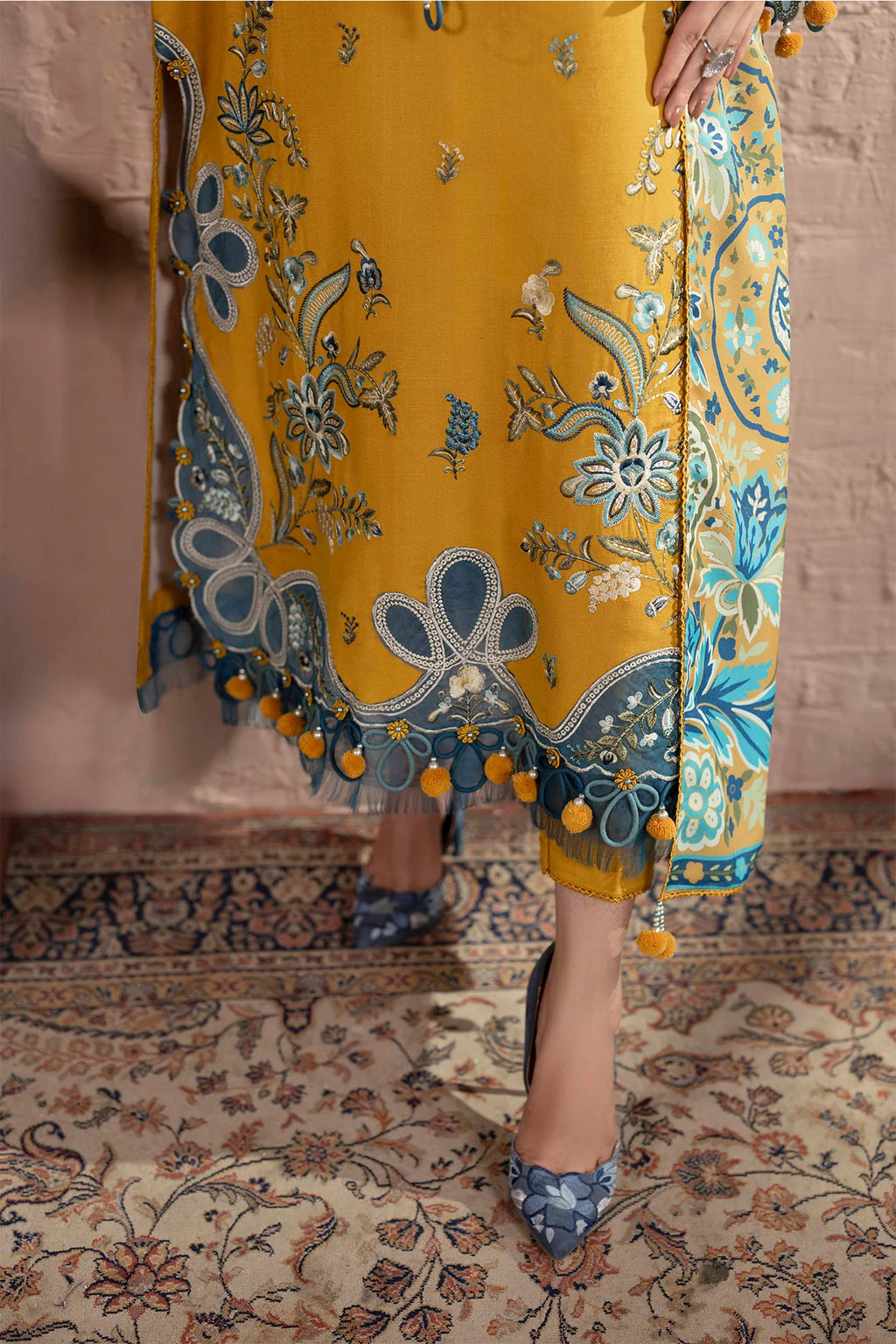 Embroidered Dhanak