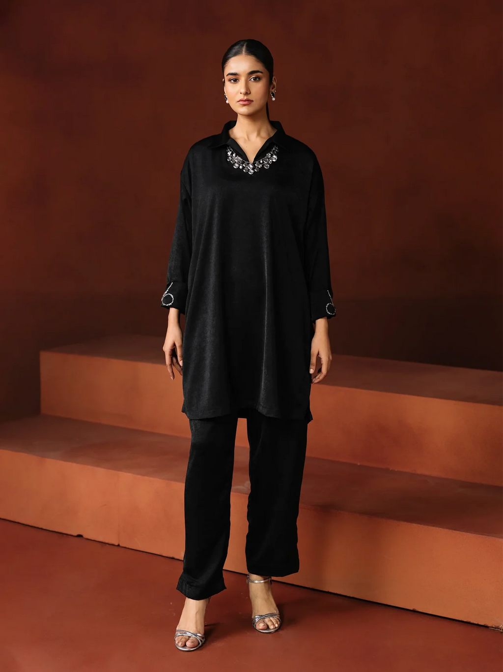 01 Pret Solid Black