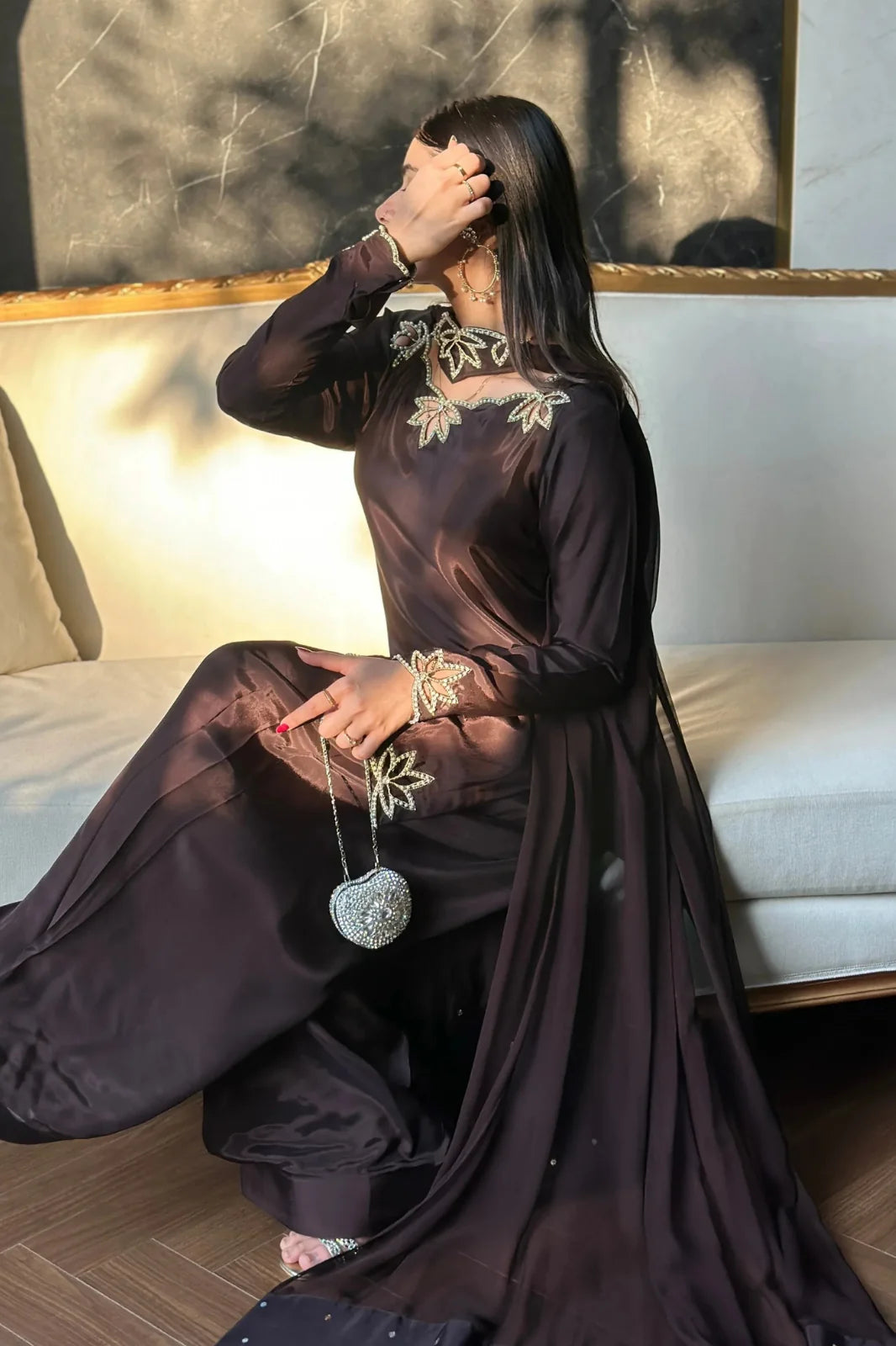 LUXURY BROWN