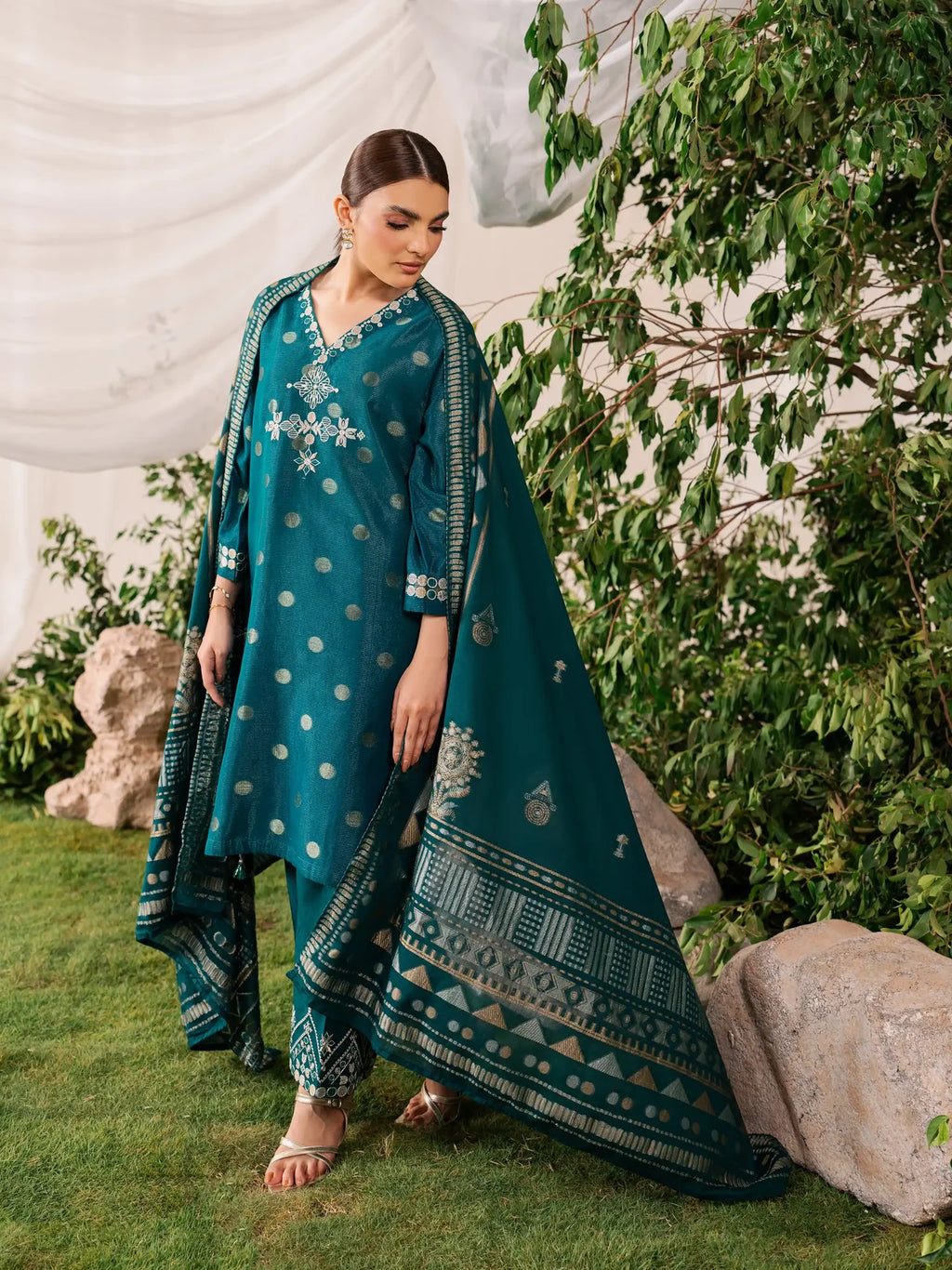 Embroidered Jacquard Suit