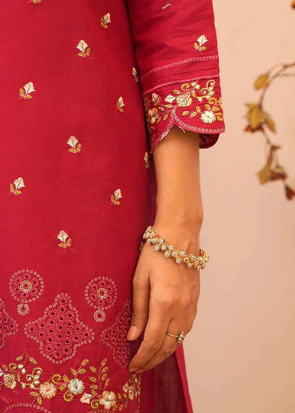 Inayat Maroon