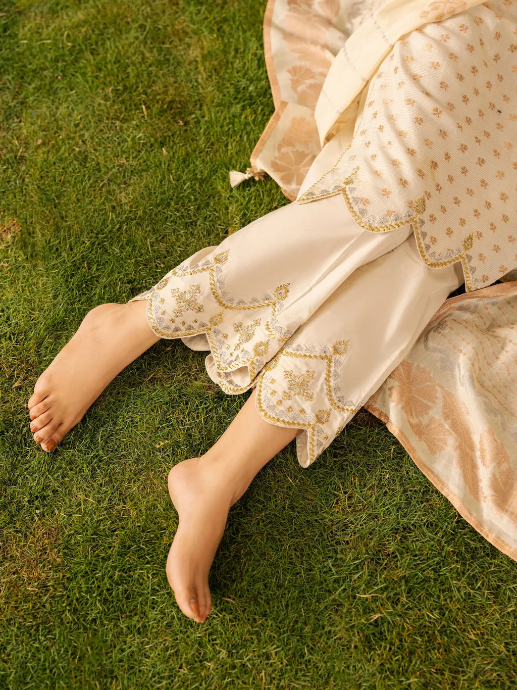 Embroidered Jacquard Suit