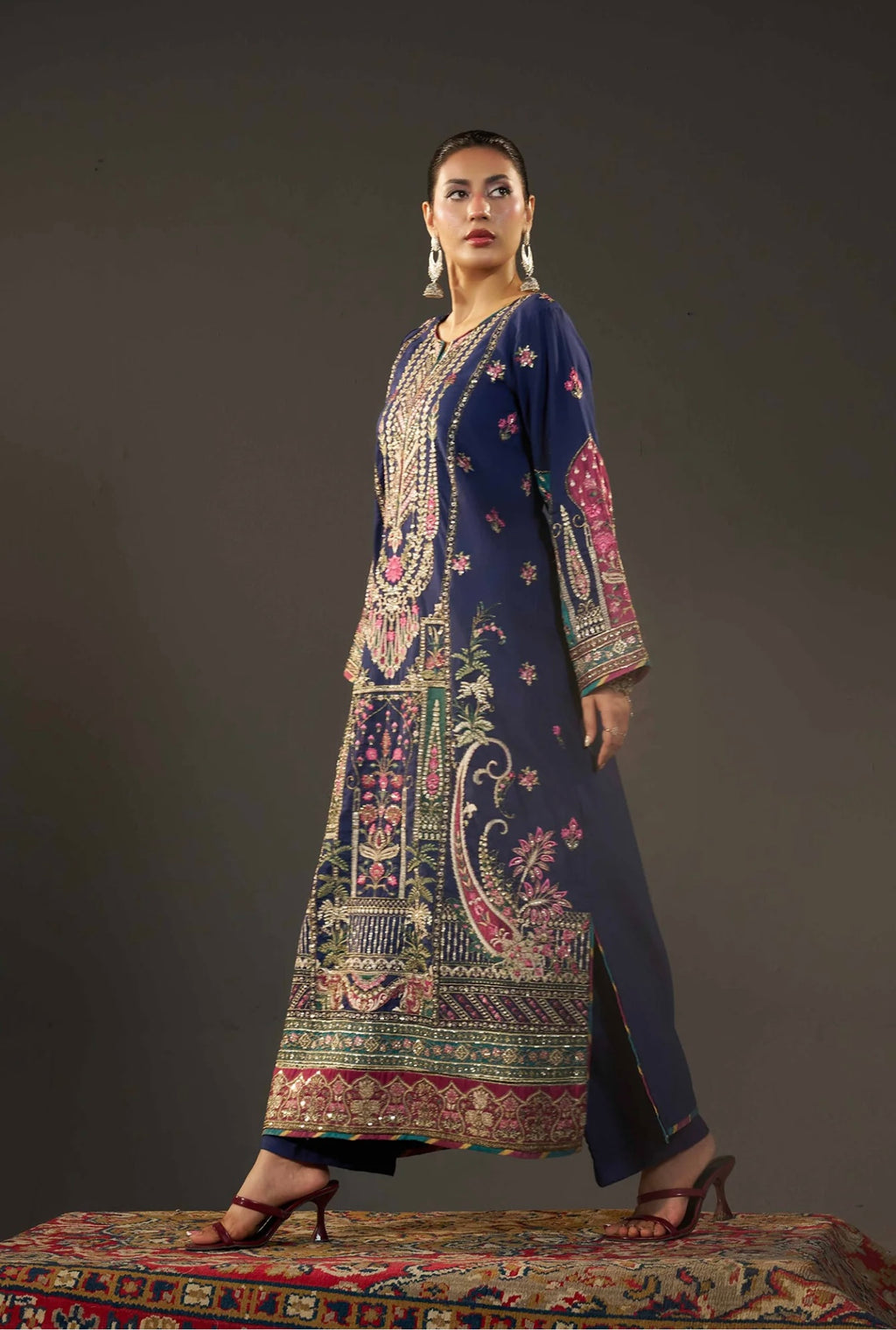 KHADAR KAFTAN EMB-582 D
