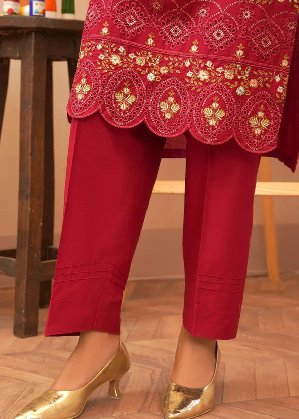 Inayat Maroon