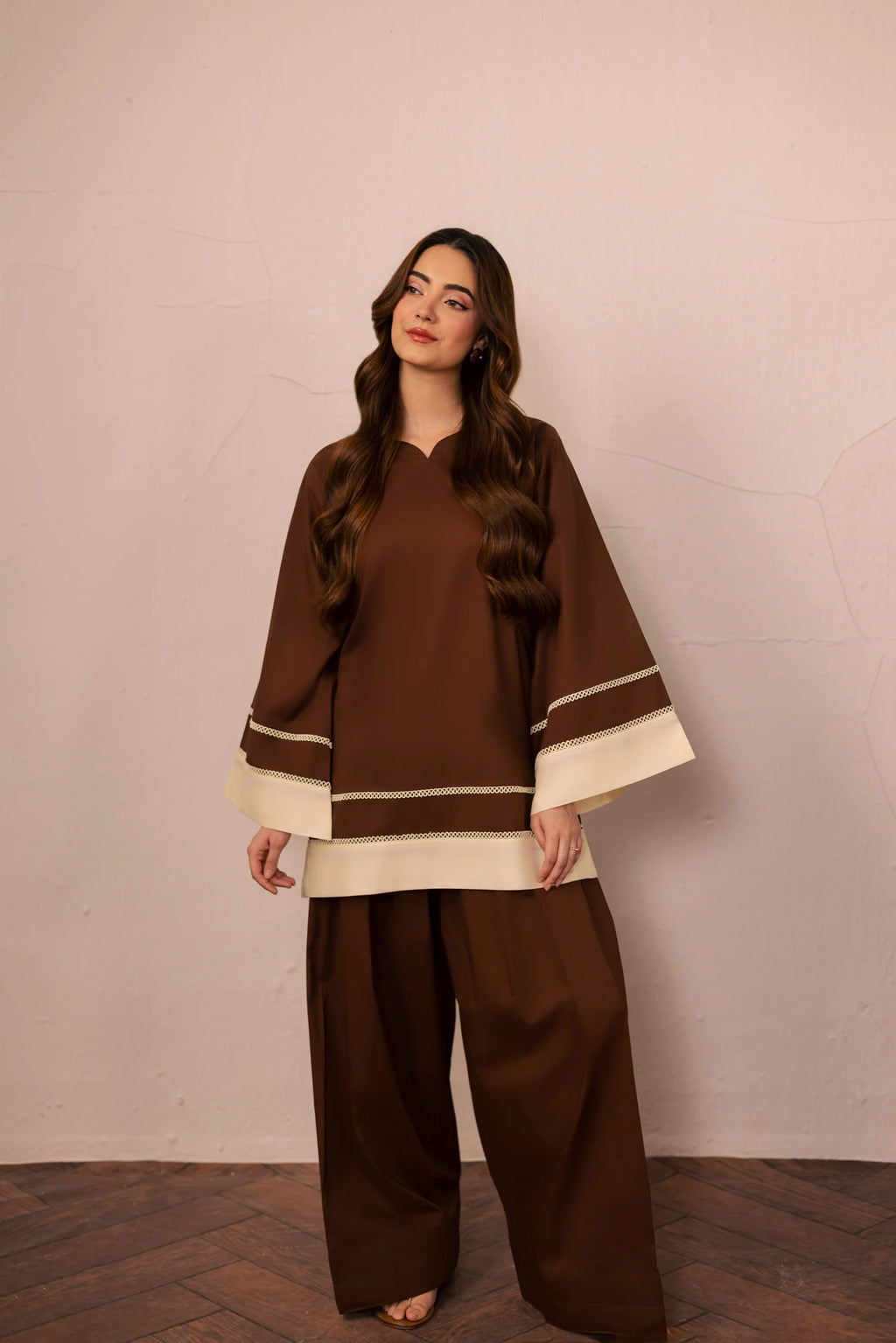 03 Dark Brown