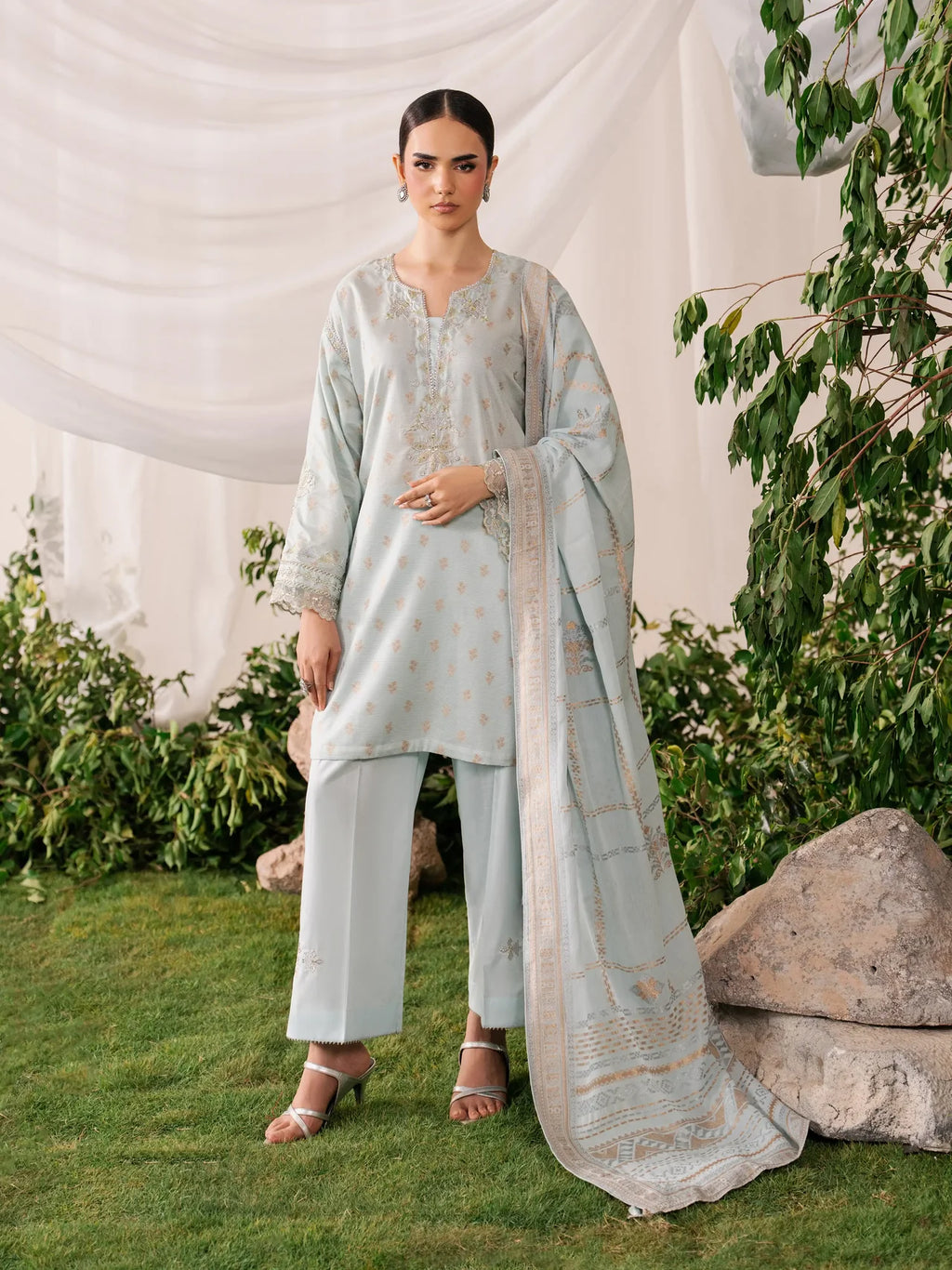 Embroidered Jacquard Suit