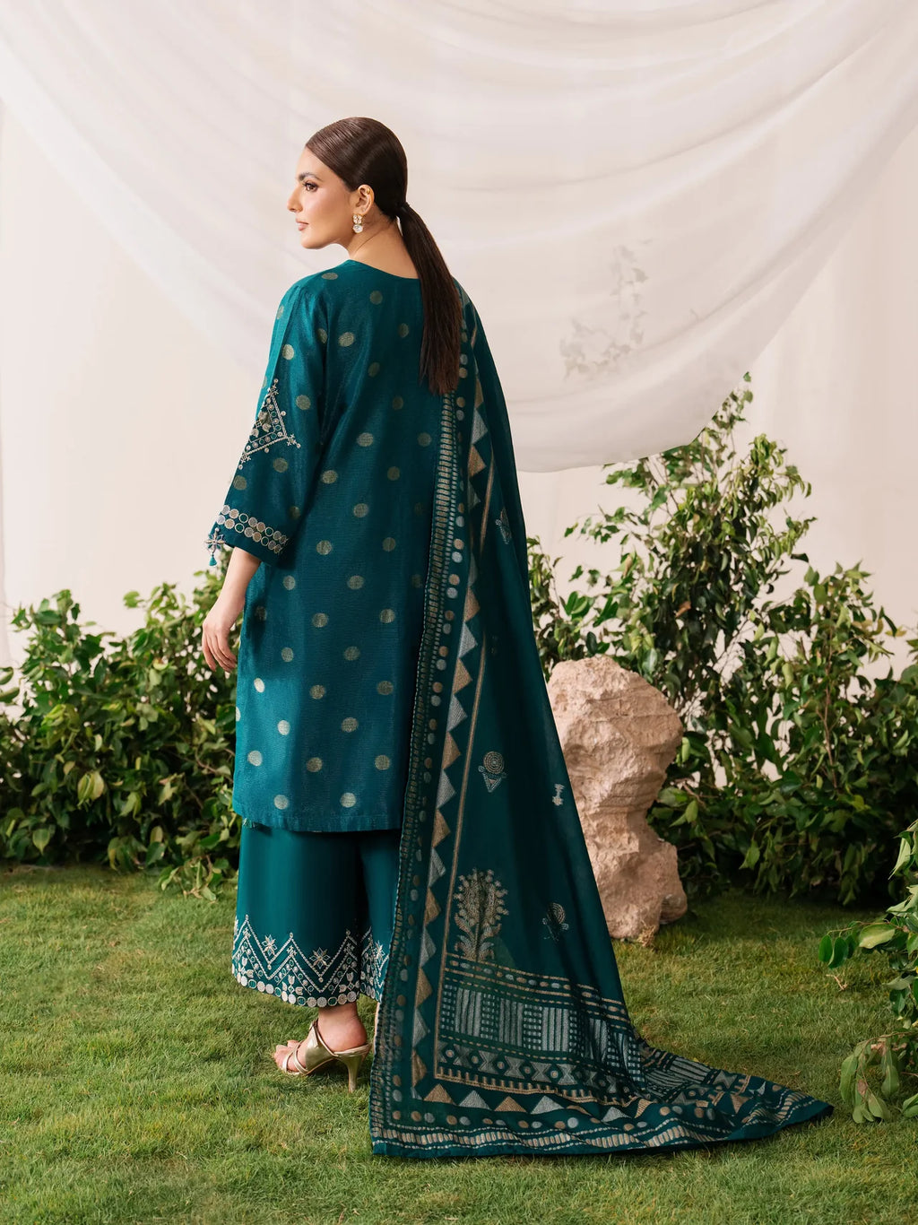 Embroidered Jacquard Suit