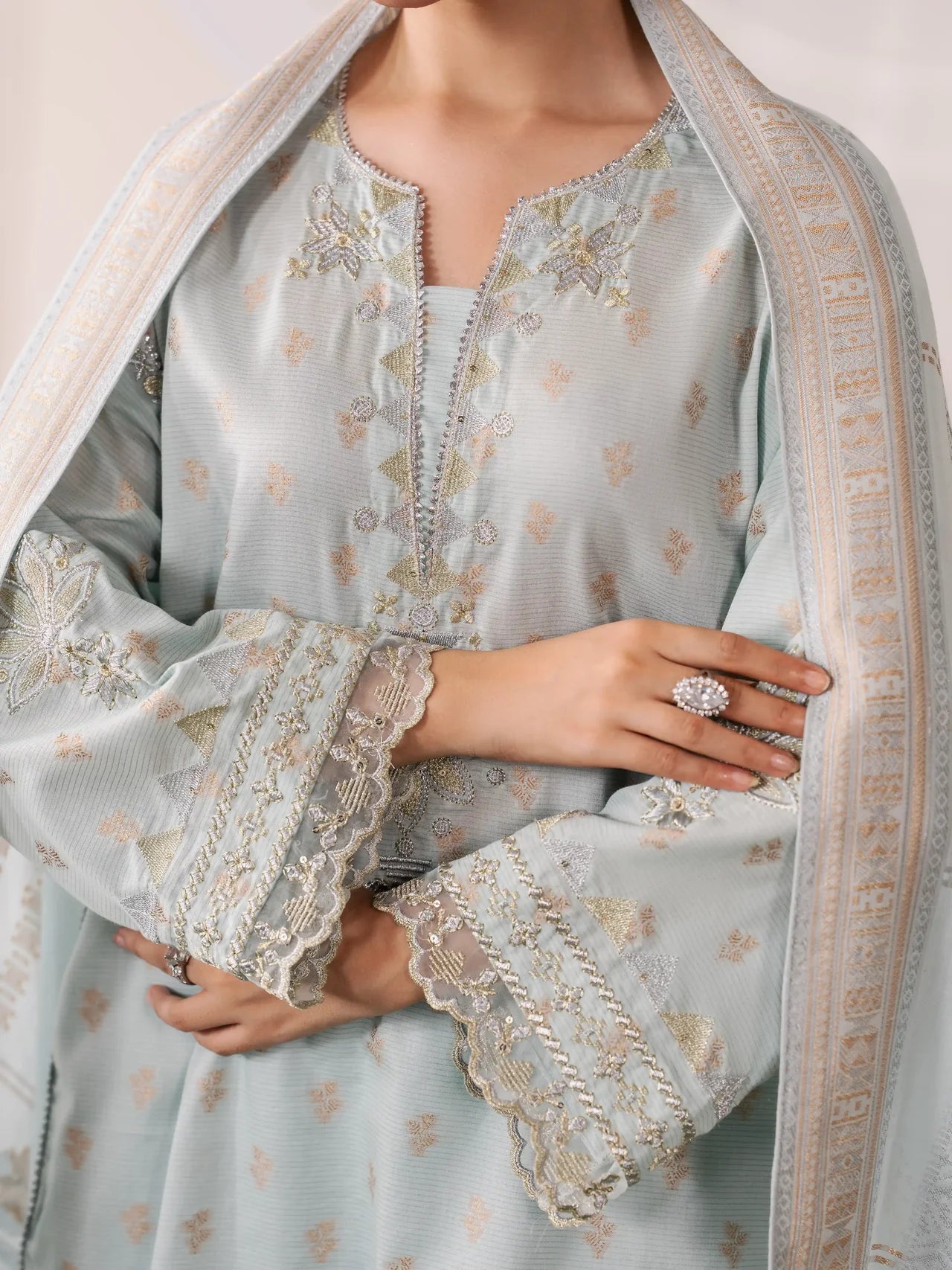 Embroidered Jacquard Suit