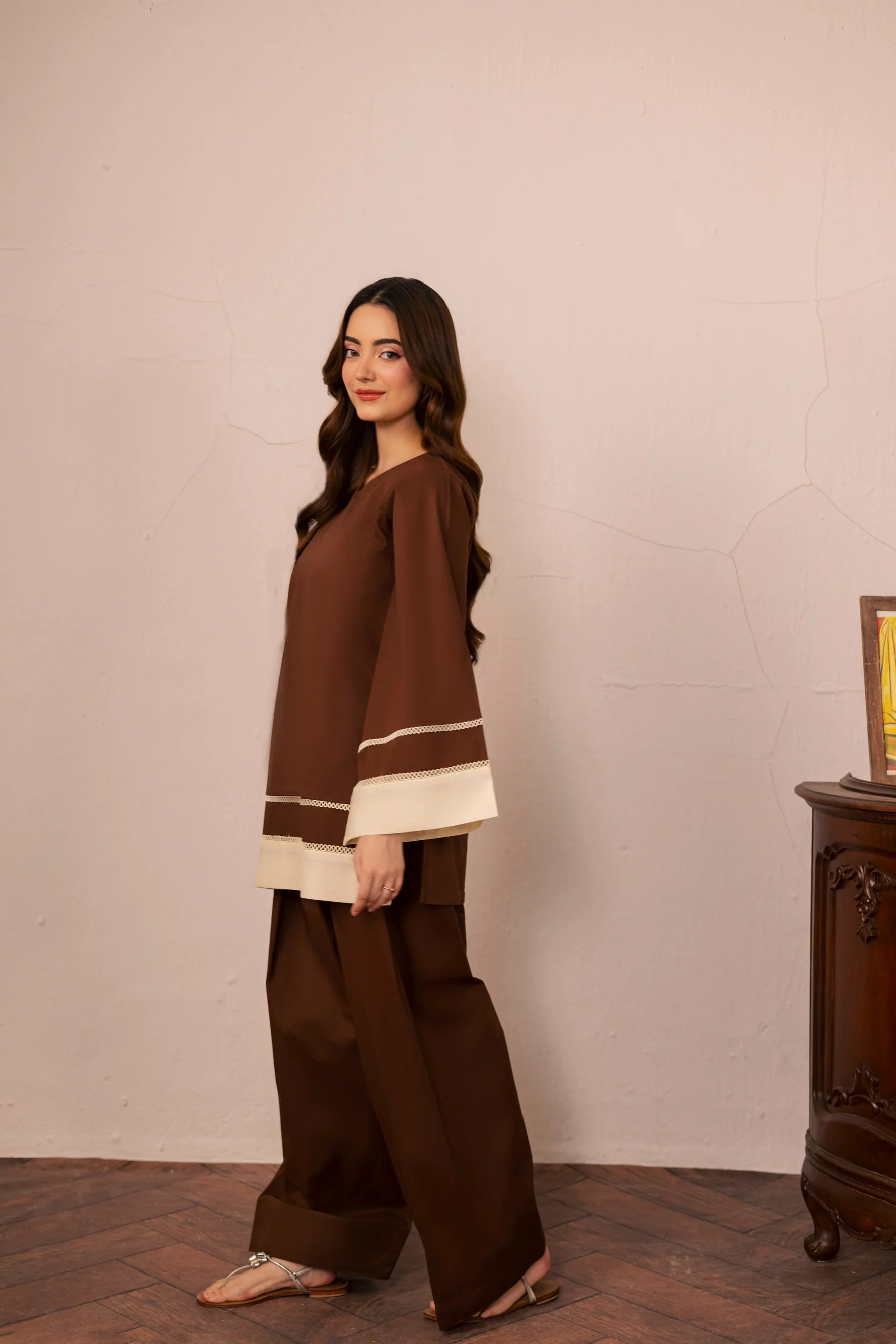 03 Dark Brown