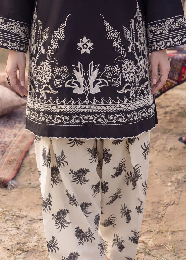 Parda e Nasheen Black