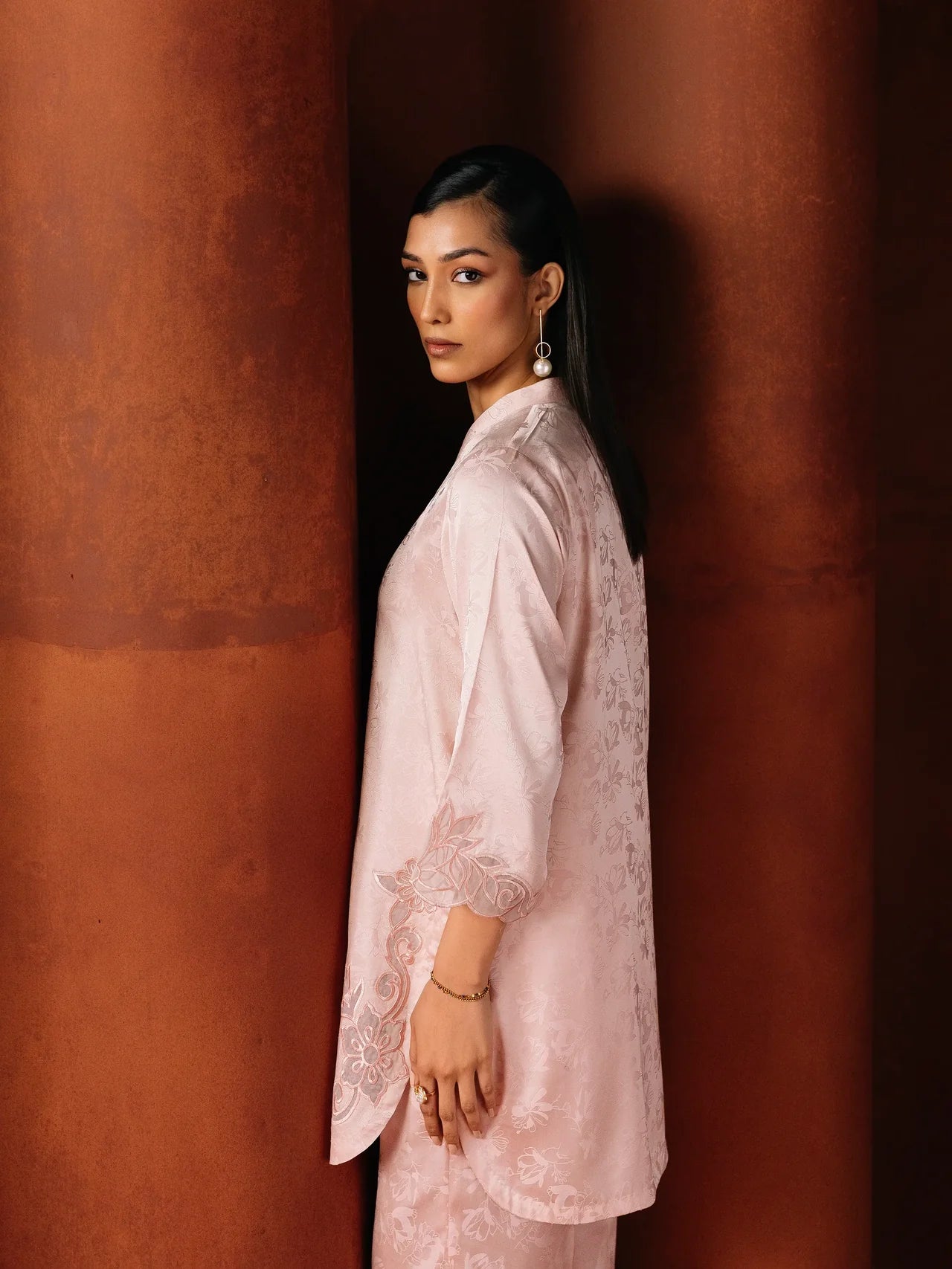 08 Pret Embroidered Pink