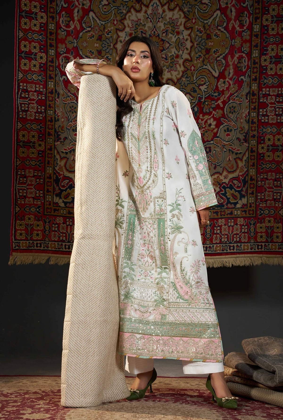 KHADAR KAFTAN EMB-582 B