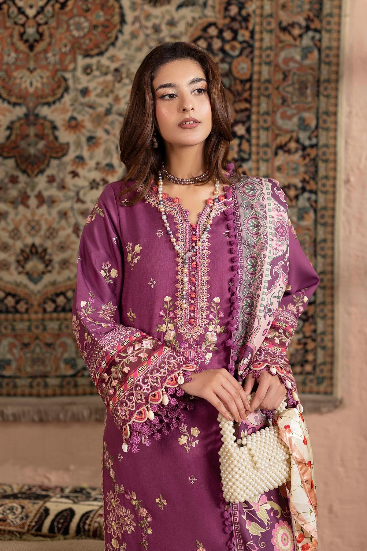 Embroidered Dhanak