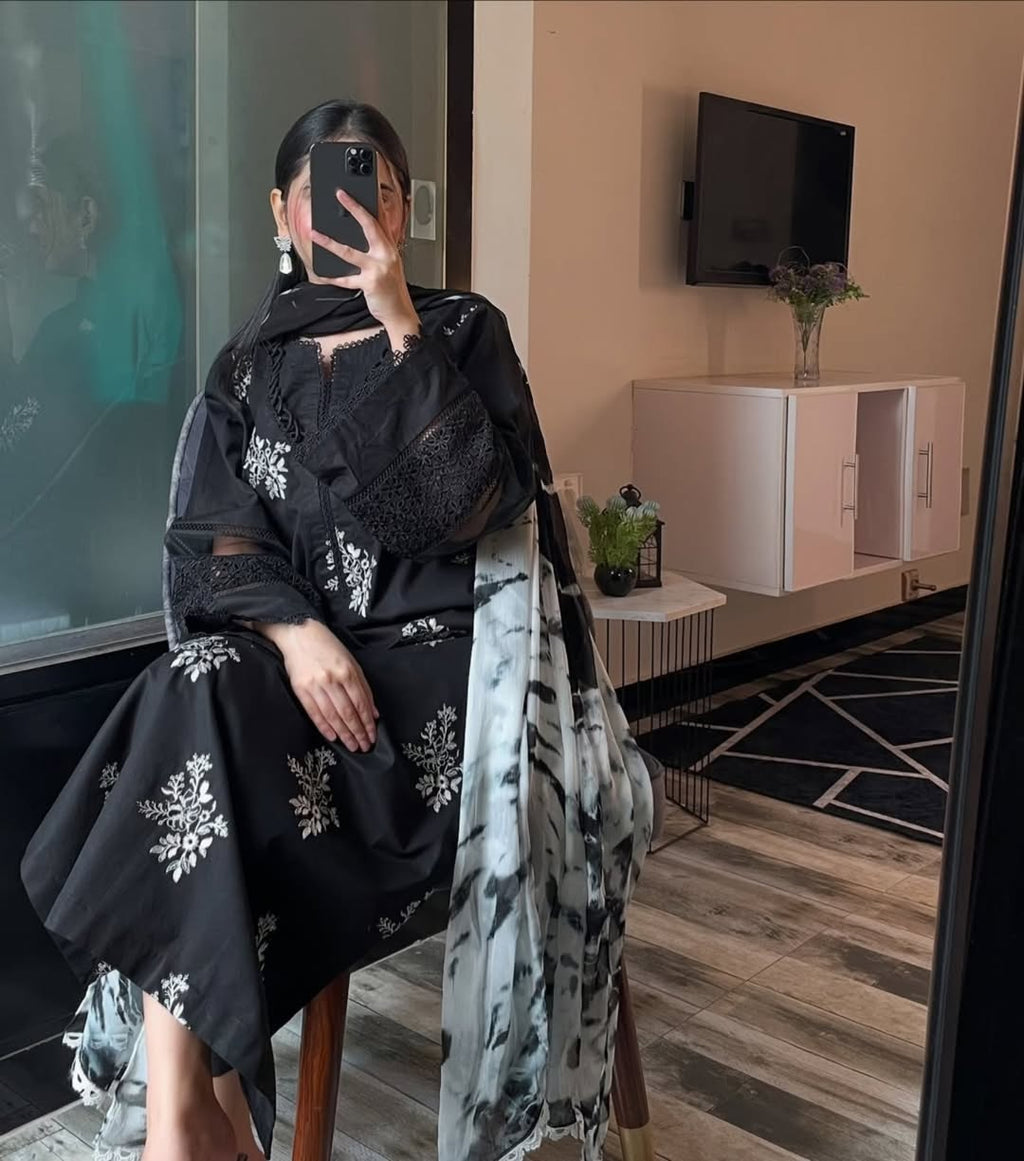 Mehr Black