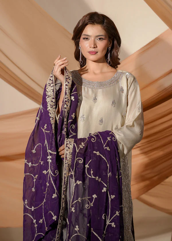 Gulnaar Plum
