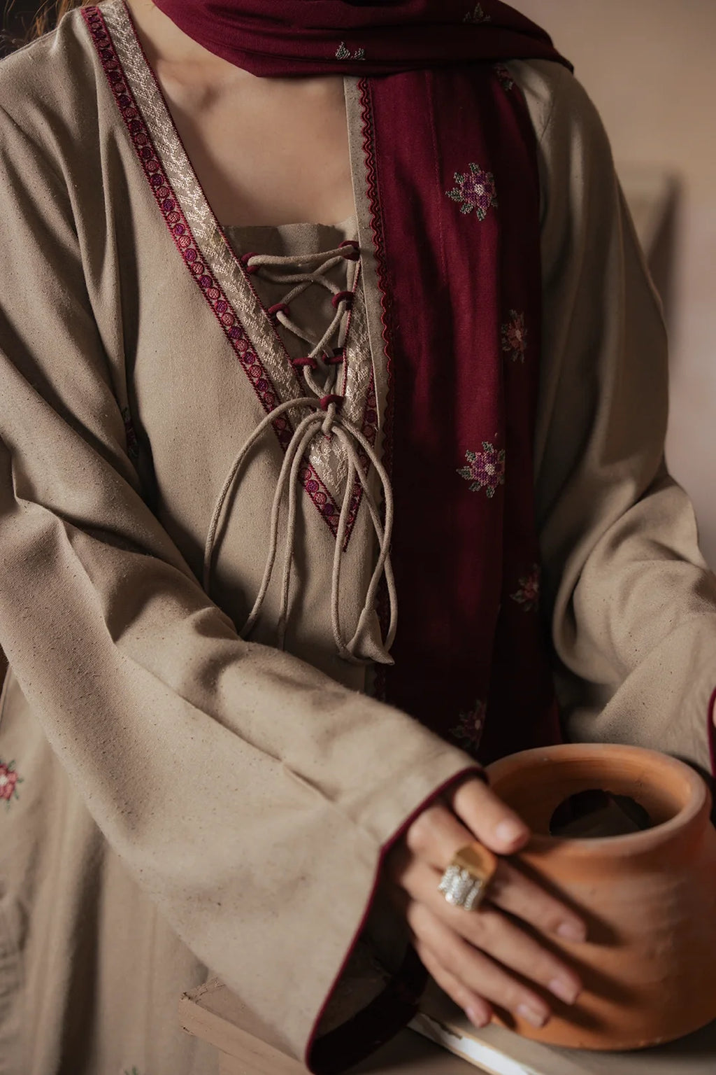 EARTHEN